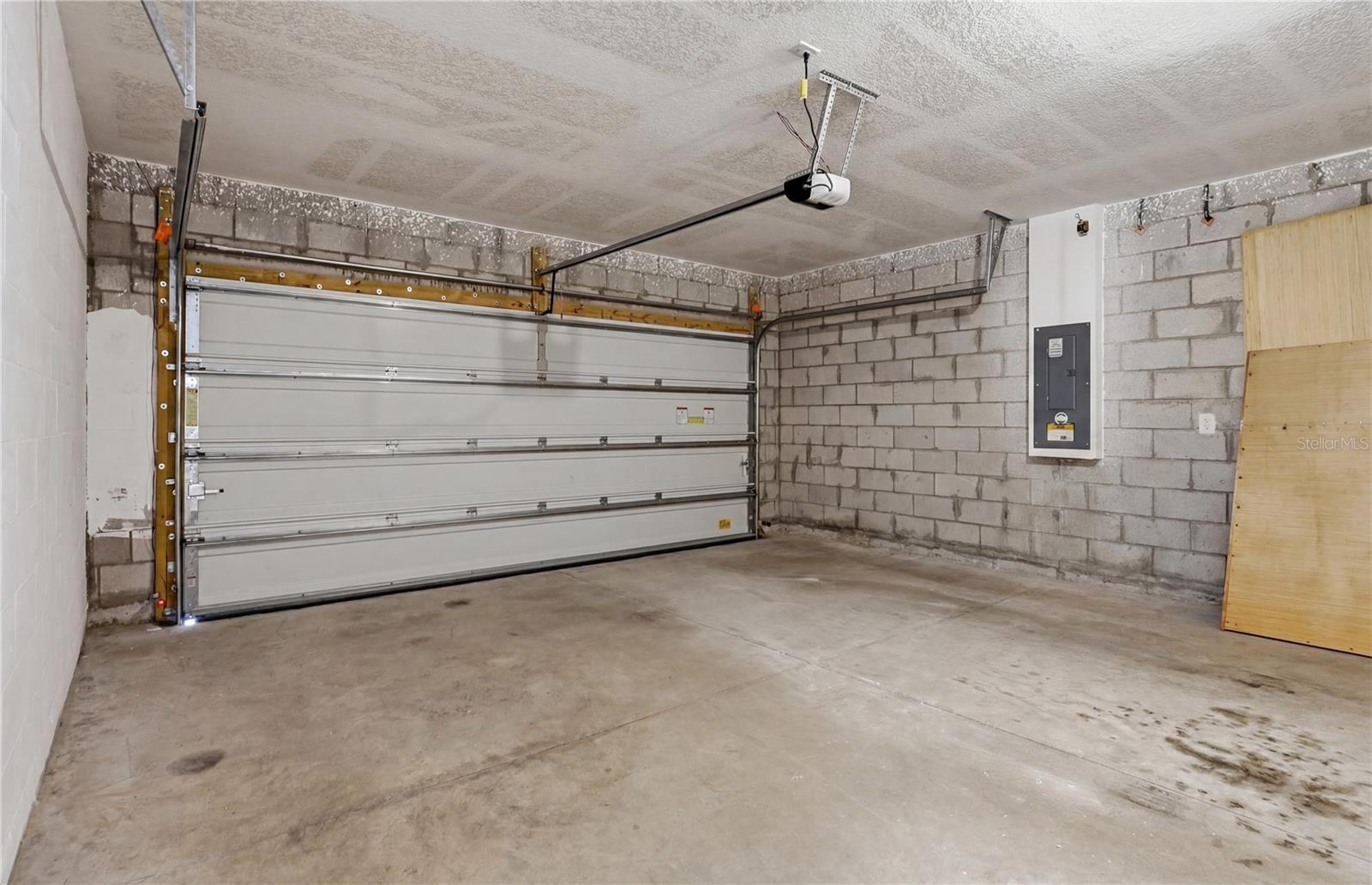 GRACELYN GROVE PH 1 - Residential Lease