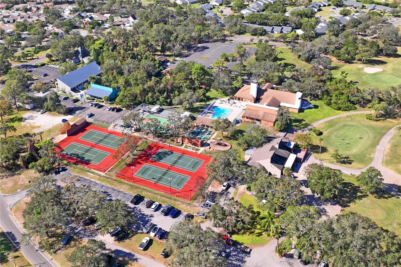 BEACON WOODS GREENSIDE VILLAGE - Residential