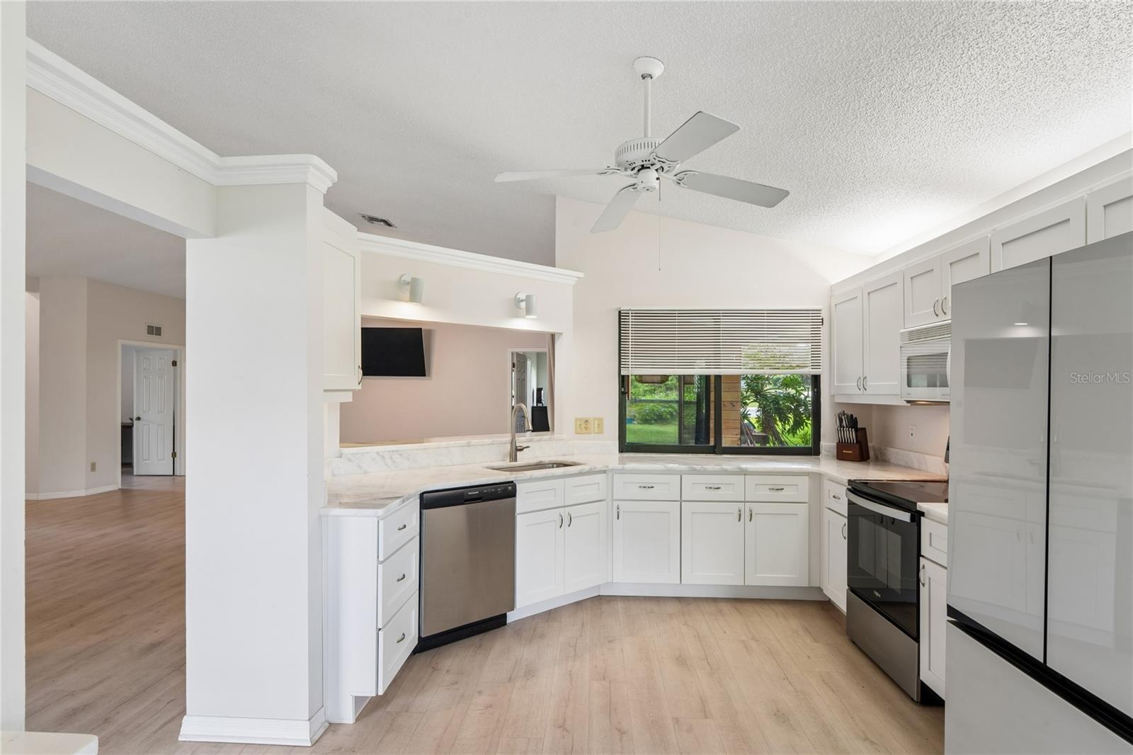 BEACON WOODS GREENSIDE VILLAGE - Residential