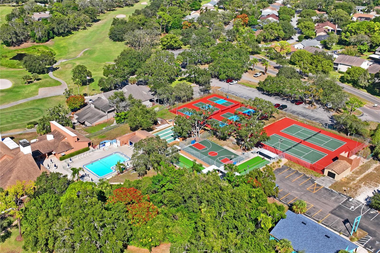 BEACON WOODS GREENSIDE VILLAGE - Residential