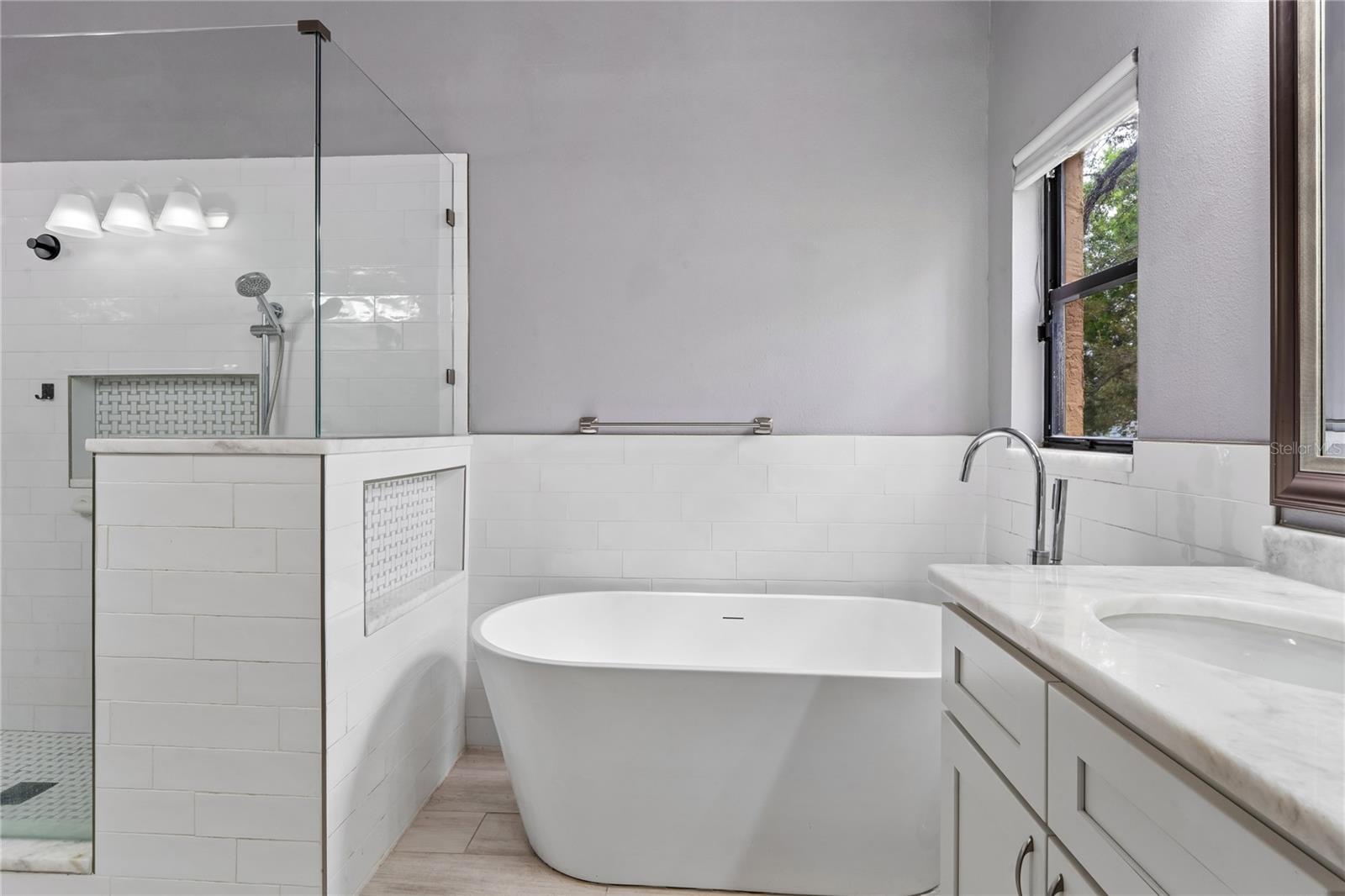 BEACON WOODS GREENSIDE VILLAGE - Residential