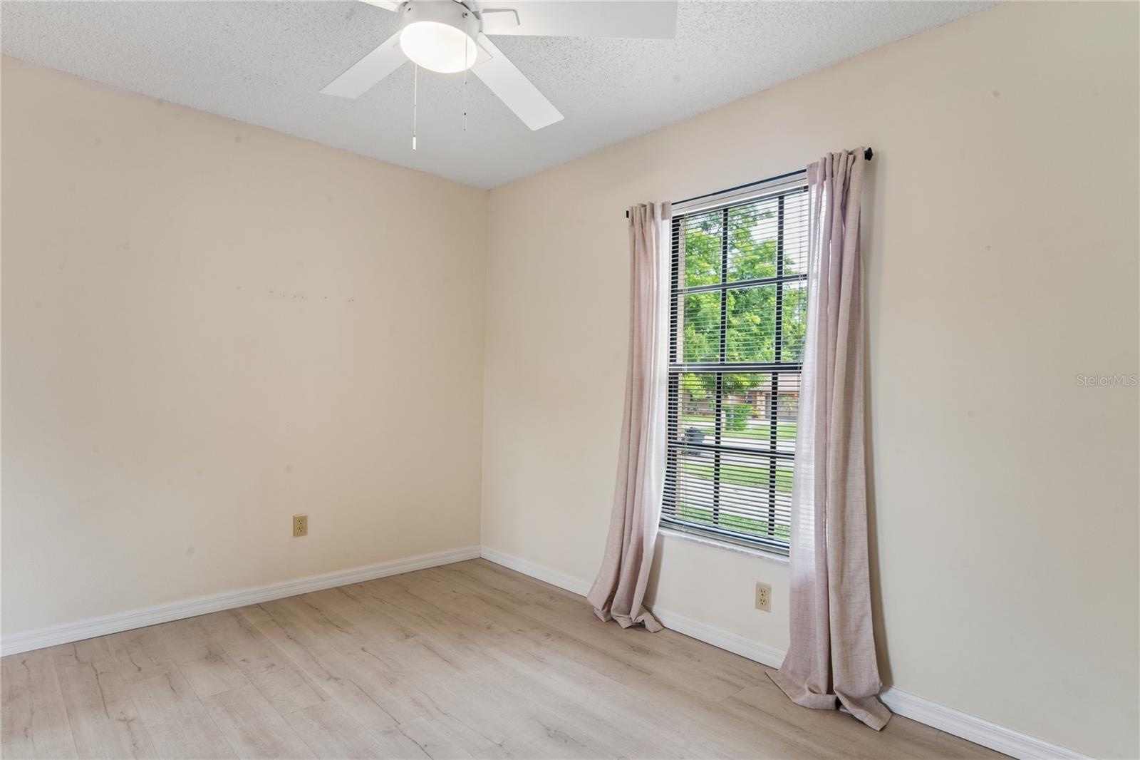 BEACON WOODS GREENSIDE VILLAGE - Residential