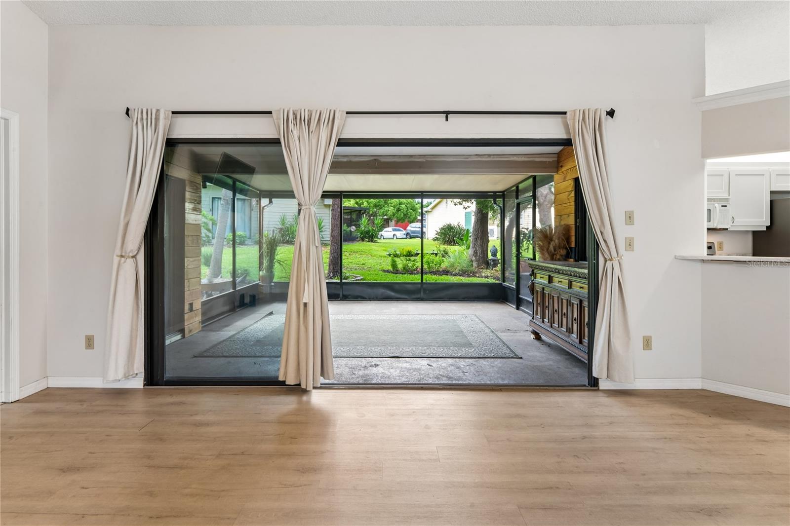 BEACON WOODS GREENSIDE VILLAGE - Residential