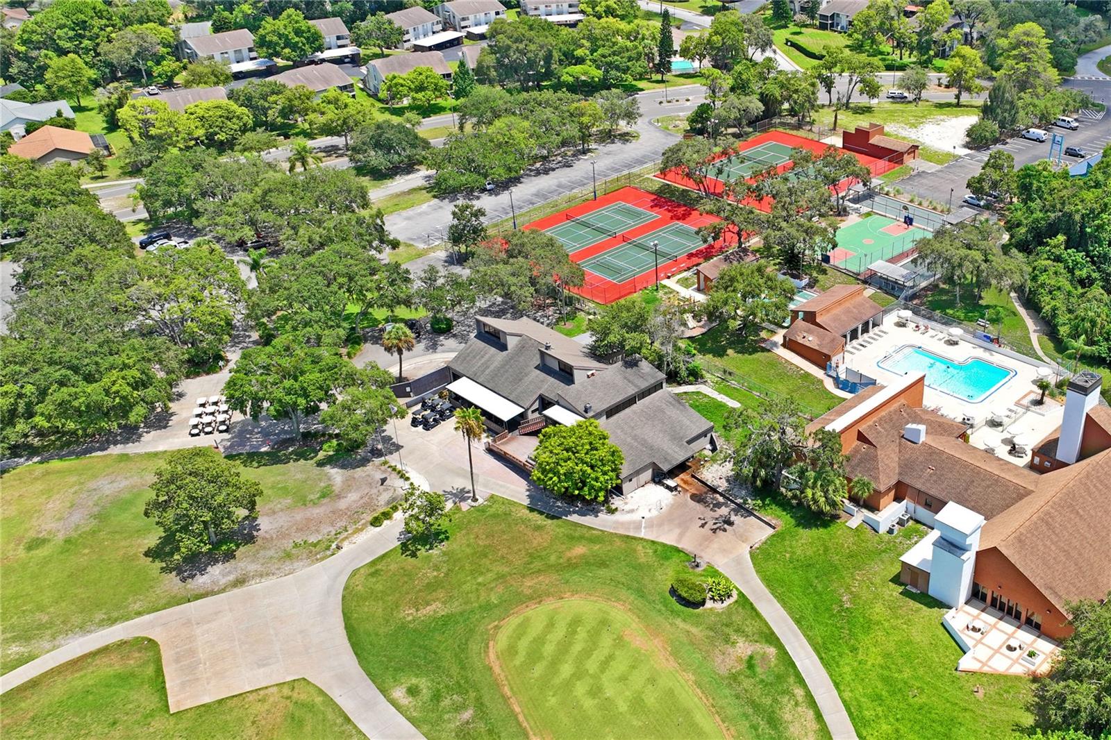 BEACON WOODS GREENSIDE VILLAGE - Residential