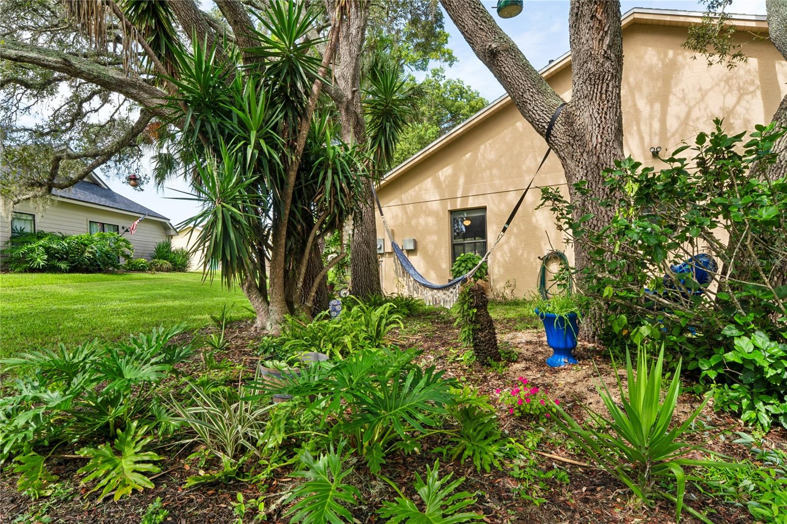 BEACON WOODS GREENSIDE VILLAGE - Residential