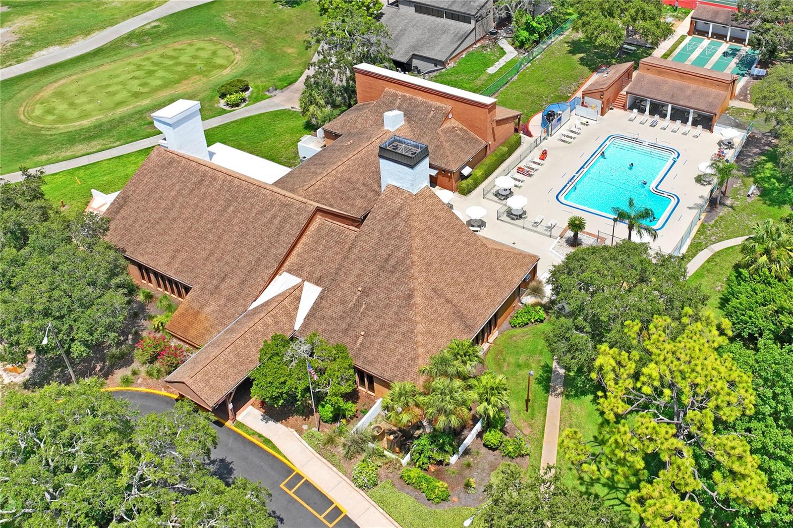BEACON WOODS GREENSIDE VILLAGE - Residential