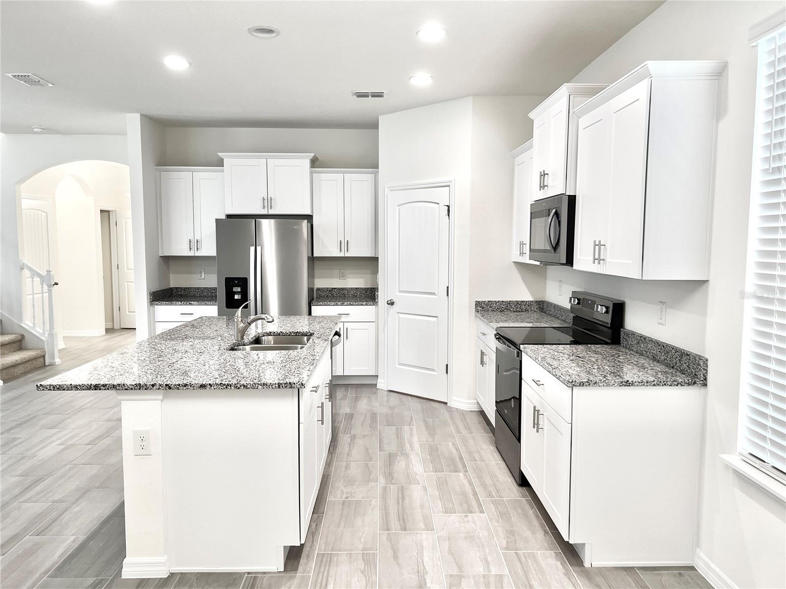 WATERLEIGH PH 4B & 4C - Residential Lease