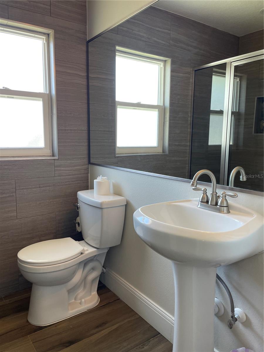 MONTVERDE - Residential Lease