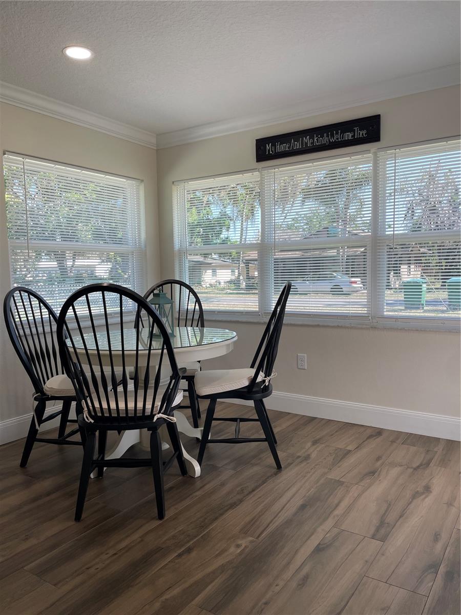 MONTVERDE - Residential Lease