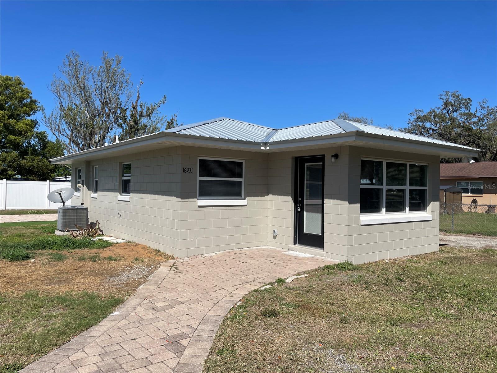 MONTVERDE - Residential Lease