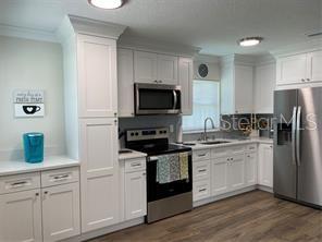 MONTVERDE - Residential Lease