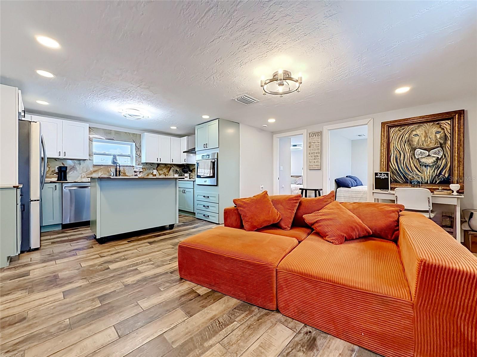RIVER EDGE 02 - Residential