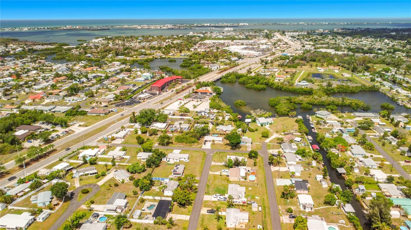 RIVER EDGE 02 - Residential