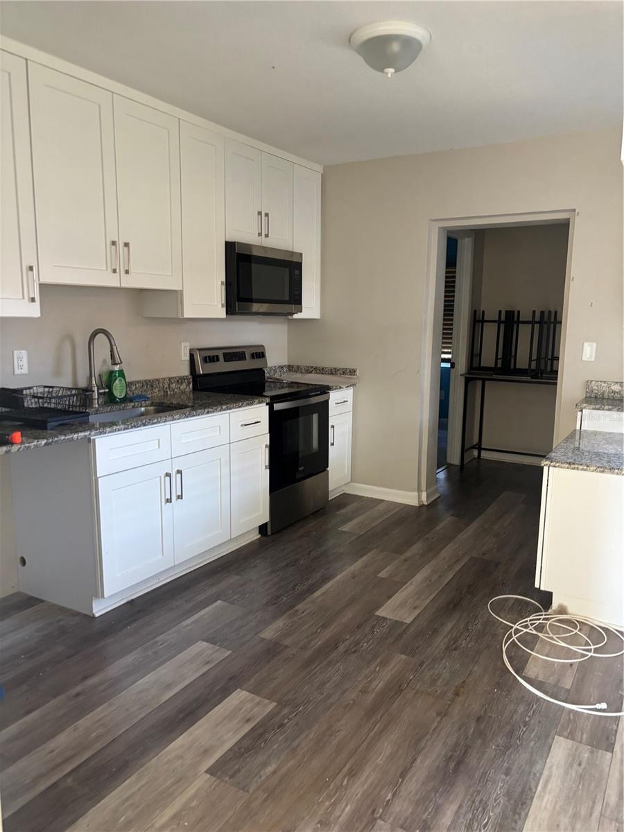 DEWEYS SUB - Residential