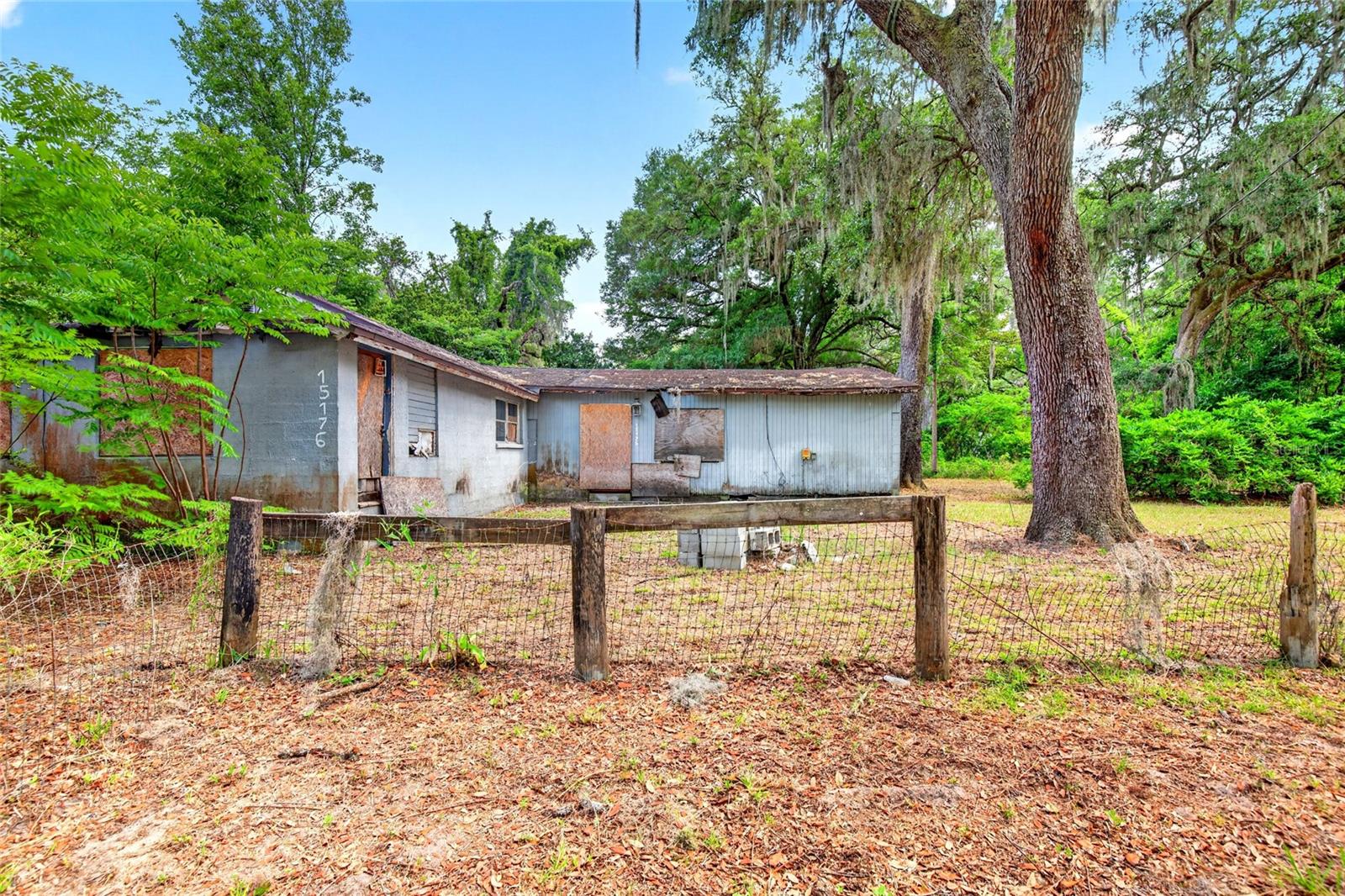 OCKLAWAHA RIVER ESTATE - Residential