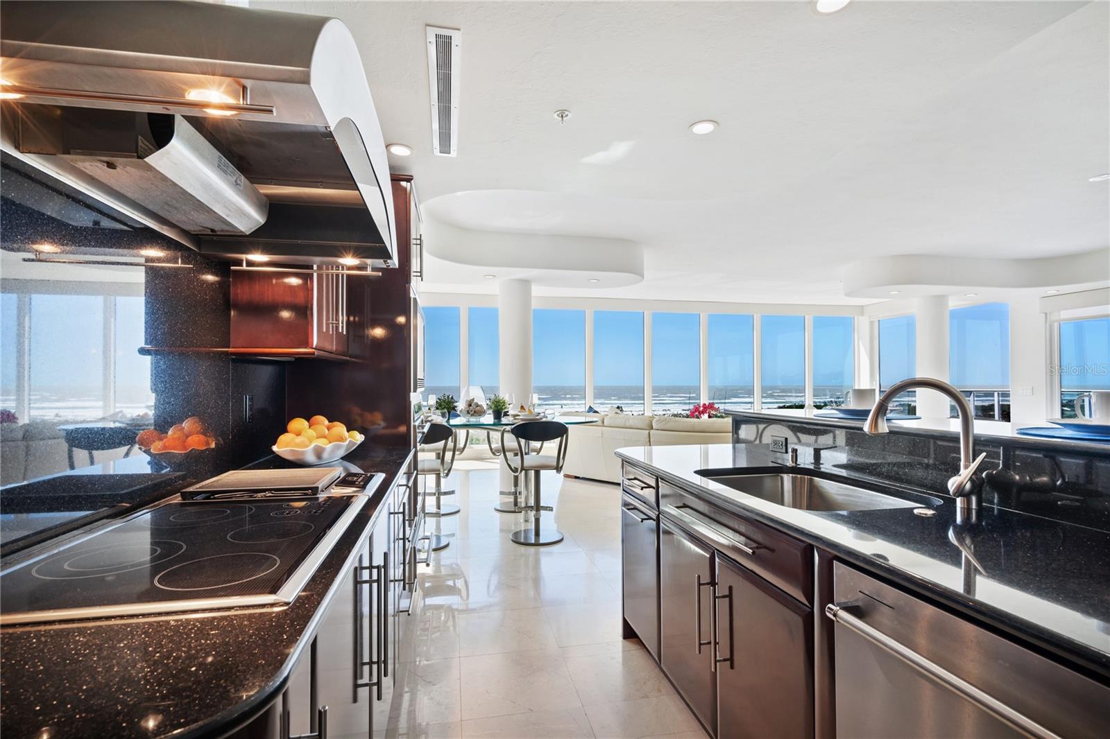 SARASOTA BEACH - Residential