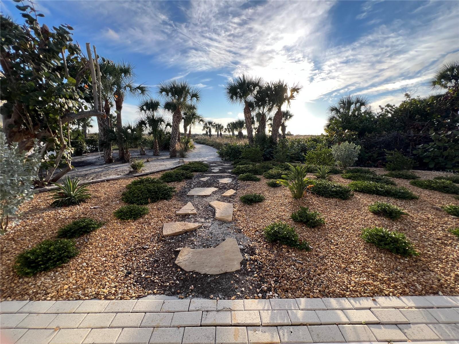 SARASOTA BEACH - Residential