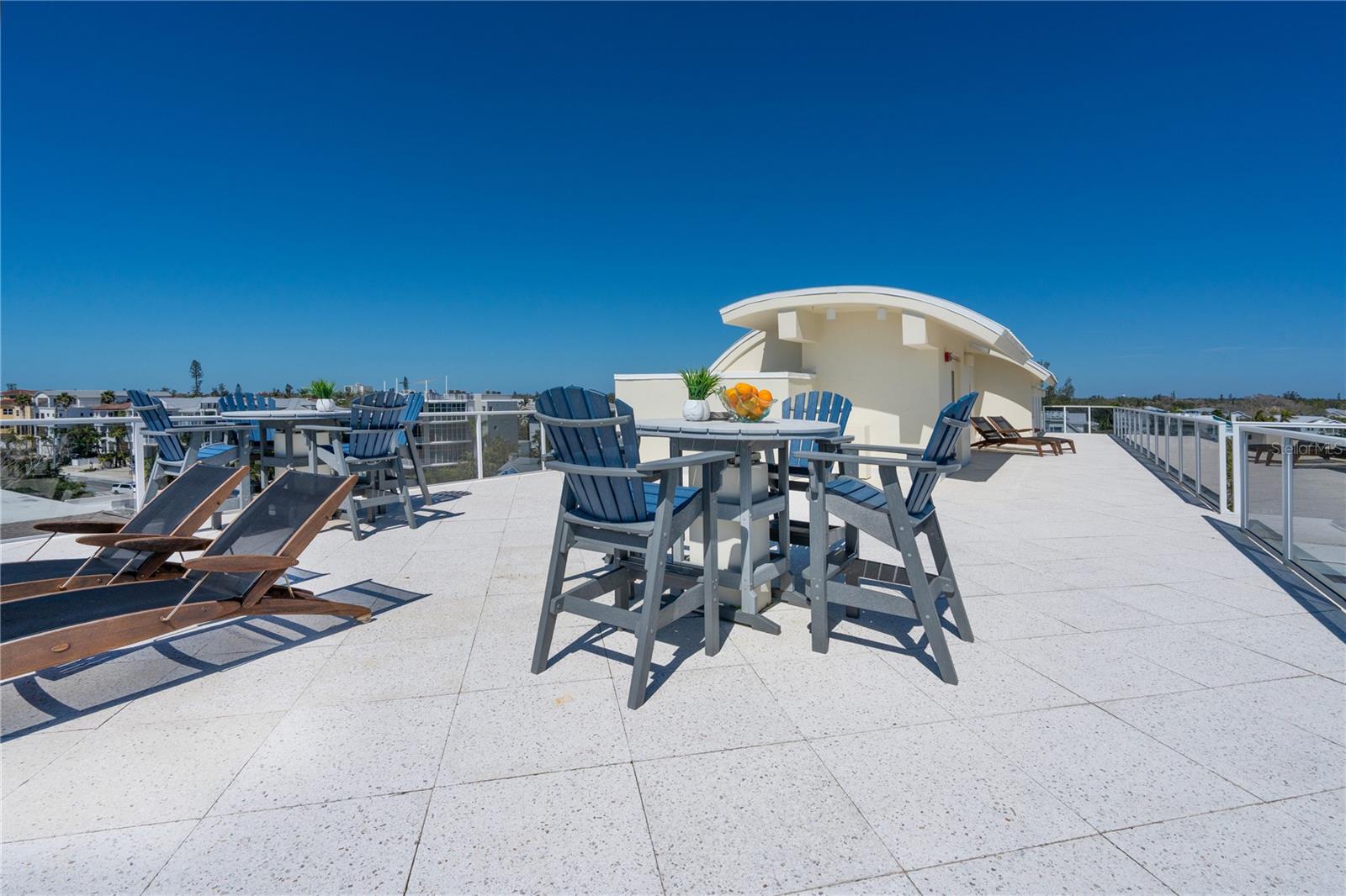 SARASOTA BEACH - Residential
