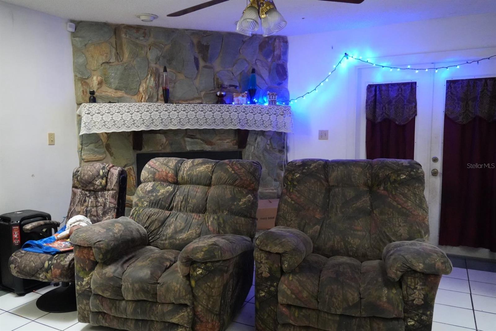 LAMPLIGHTER SUB - Residential