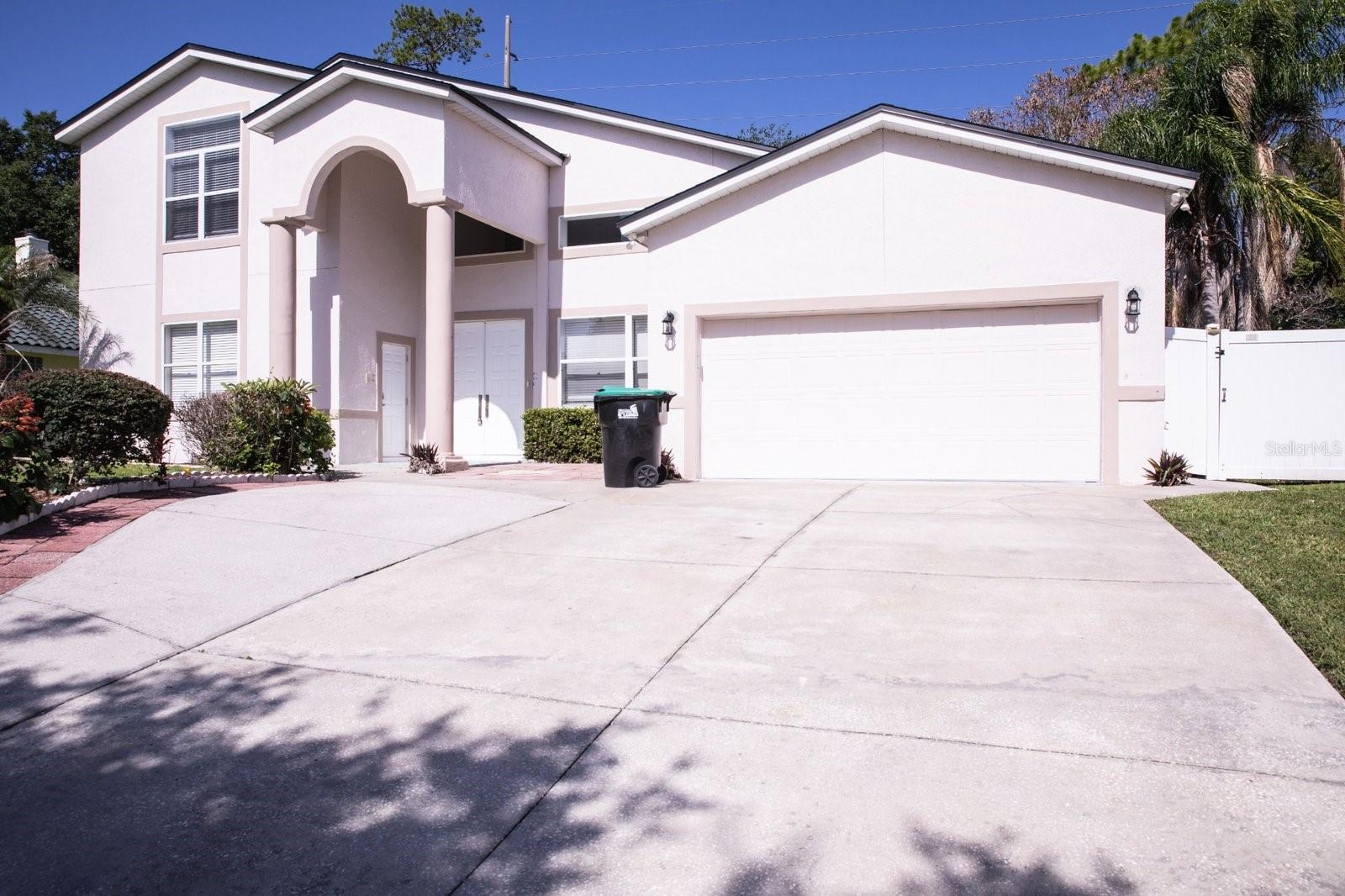 BAY VISTA ESTATES - Residential Lease