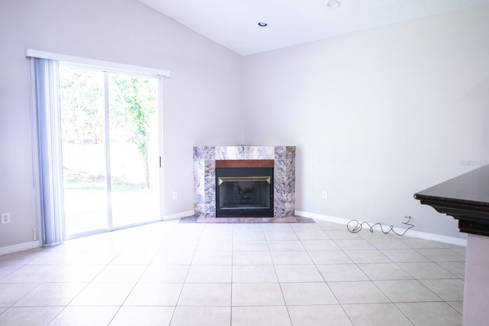 BAY VISTA ESTATES - Residential Lease