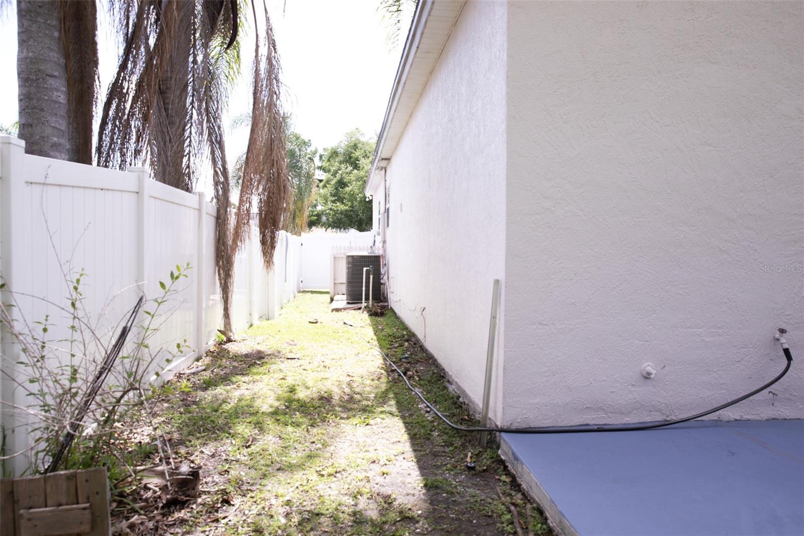 BAY VISTA ESTATES - Residential Lease