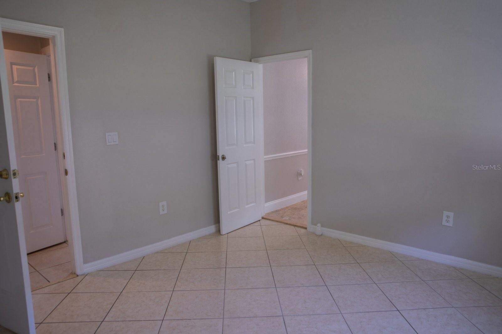 BAY VISTA ESTATES - Residential Lease