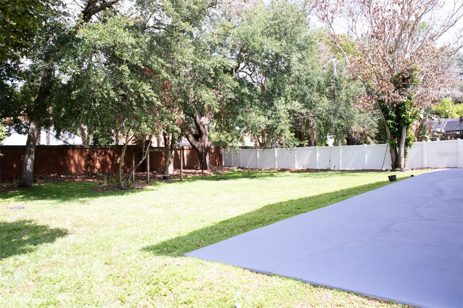 BAY VISTA ESTATES - Residential Lease