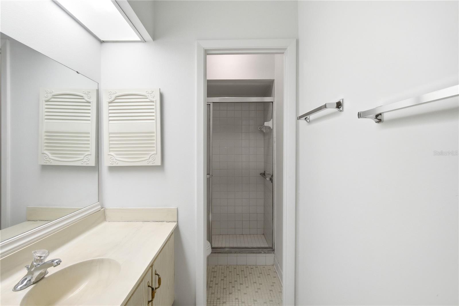 WINDMEADOWS VILLAGE 4 - Residential
