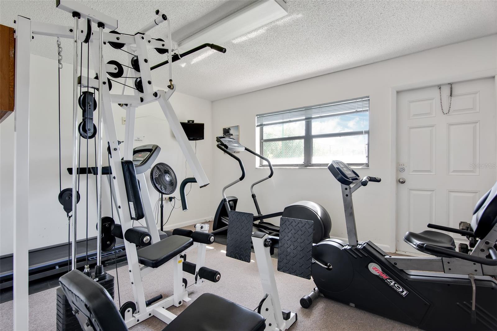 FOUNTAIN COVE PH 1 - Residential