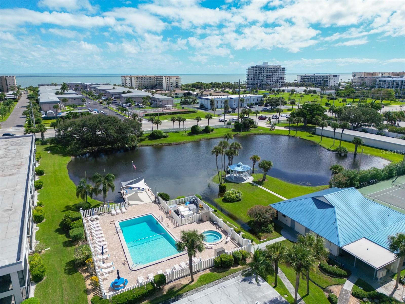 FOUNTAIN COVE PH 1 - Residential