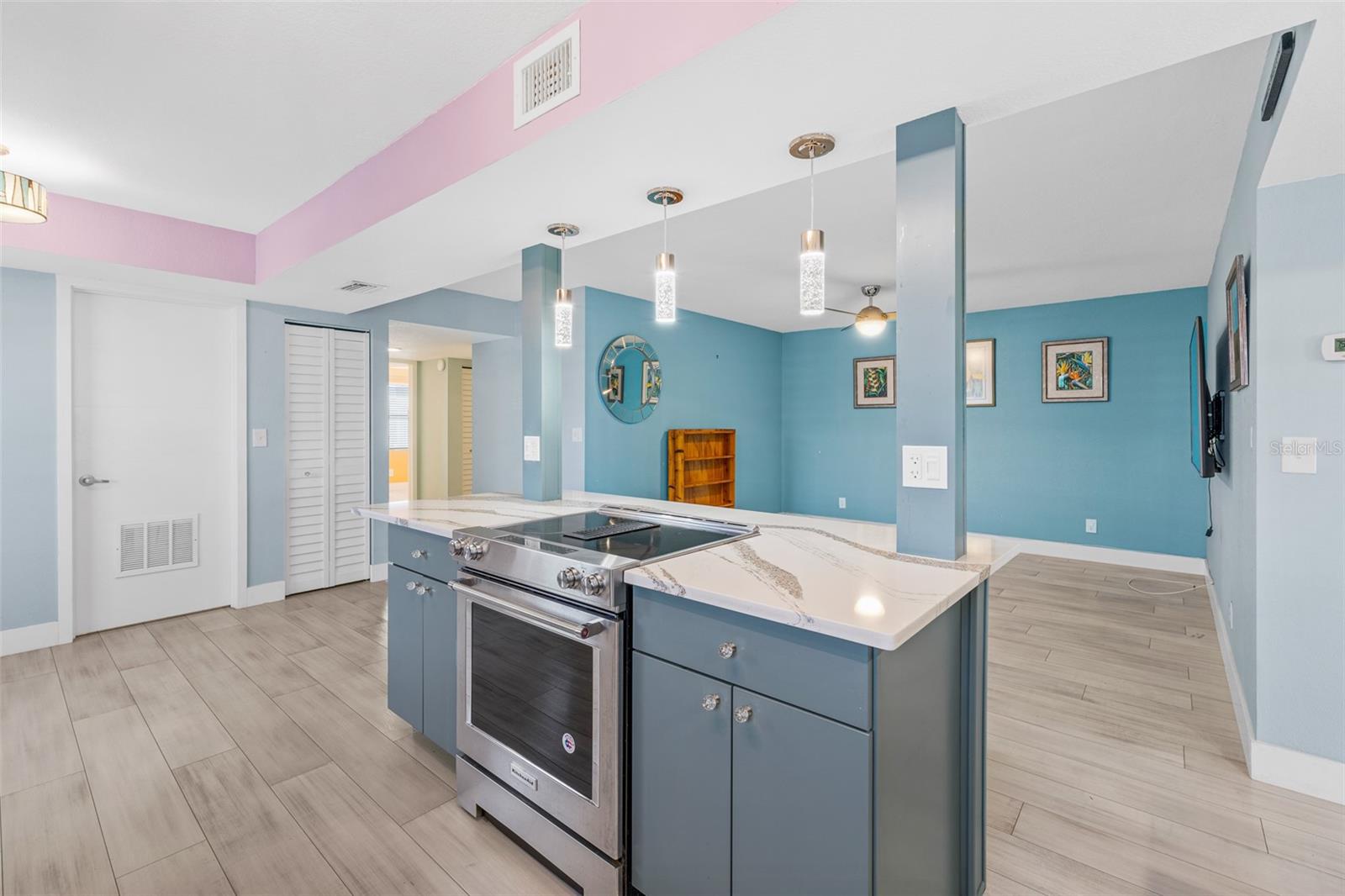 FOUNTAIN COVE PH 1 - Residential