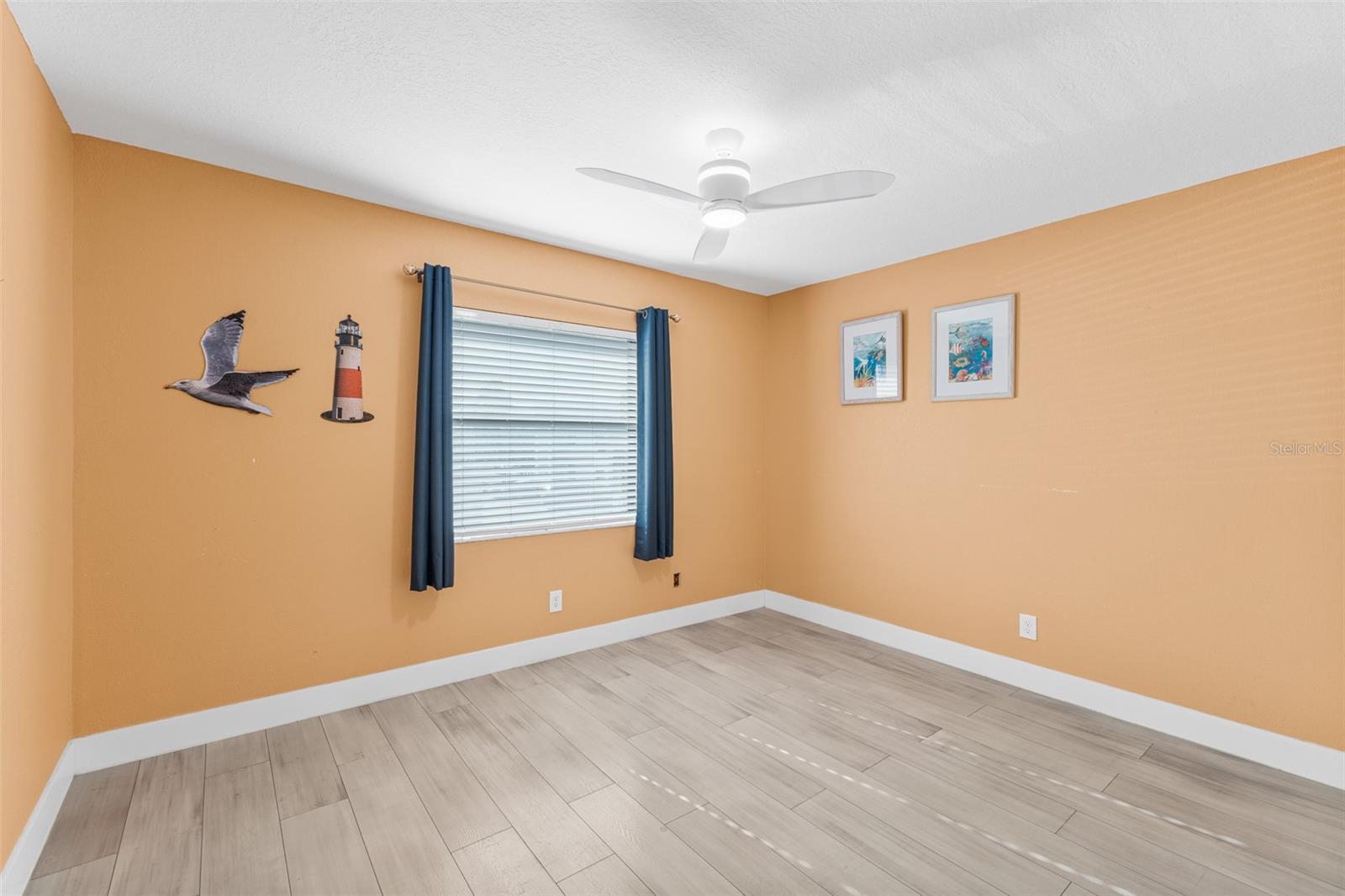 FOUNTAIN COVE PH 1 - Residential