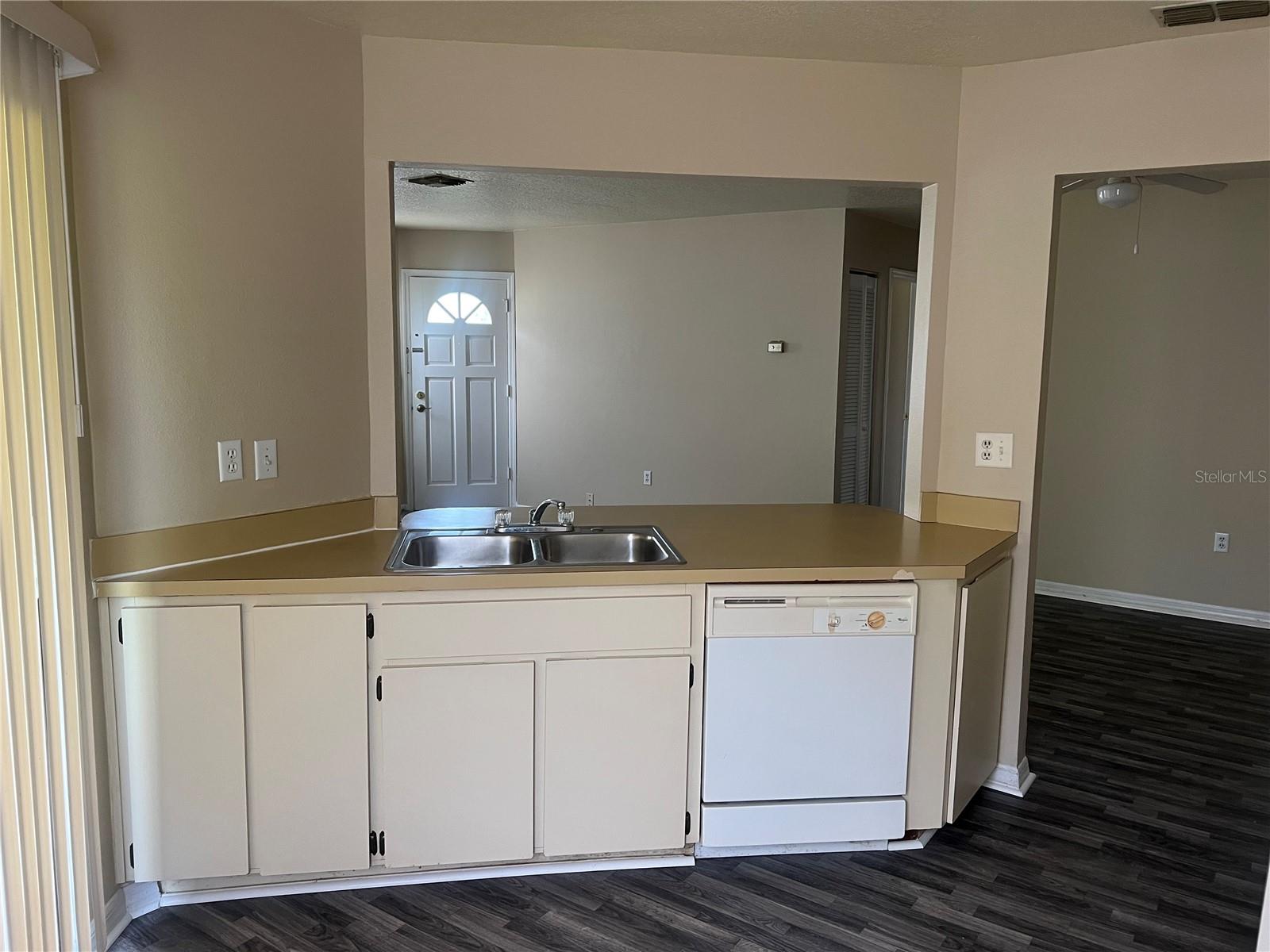 SPRING HILL - Residential Lease