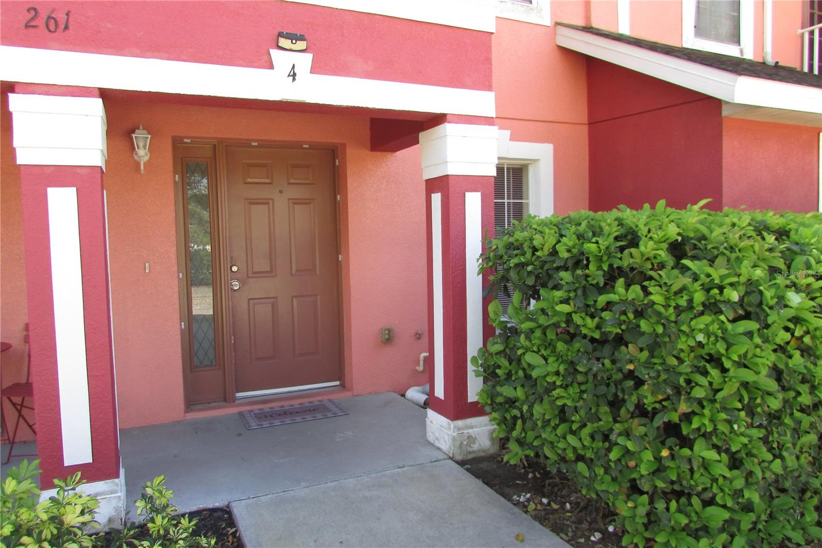 AUTUMN LANE TWNHMS CONDO - Residential Lease