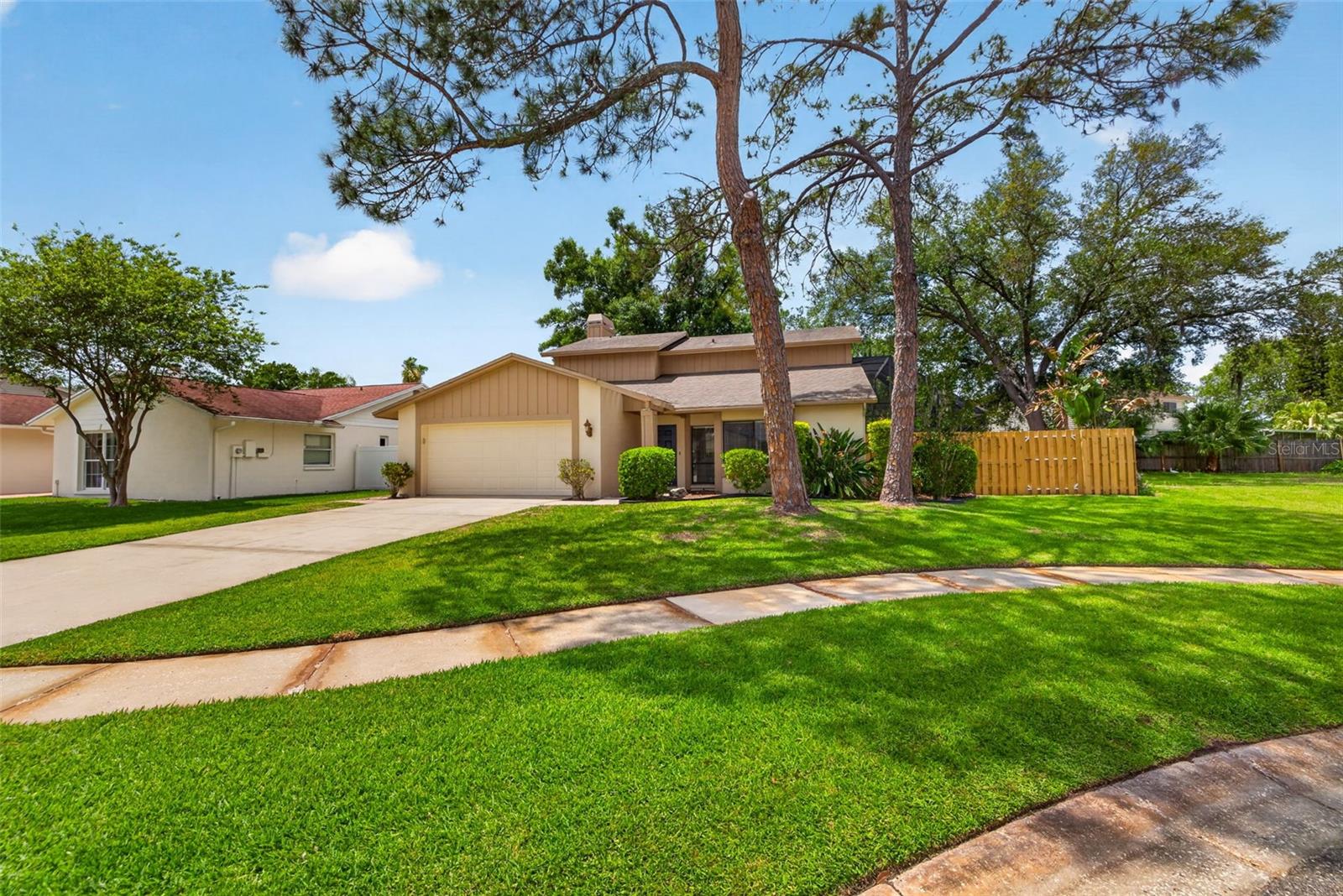 COUNTRY PLACE UNIT 3 B - Residential