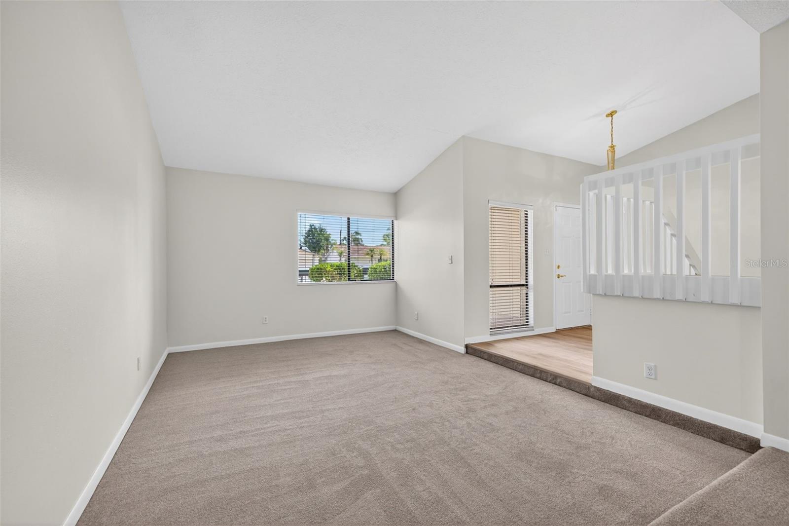 COUNTRY PLACE UNIT 3 B - Residential