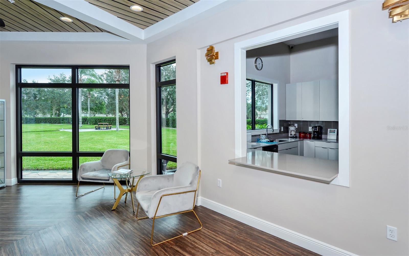 LAKERIDGE FALLS PH 1B - Residential