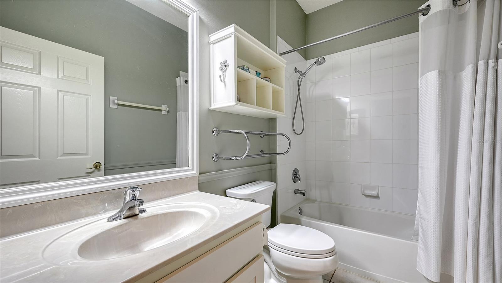 LAKERIDGE FALLS PH 1B - Residential