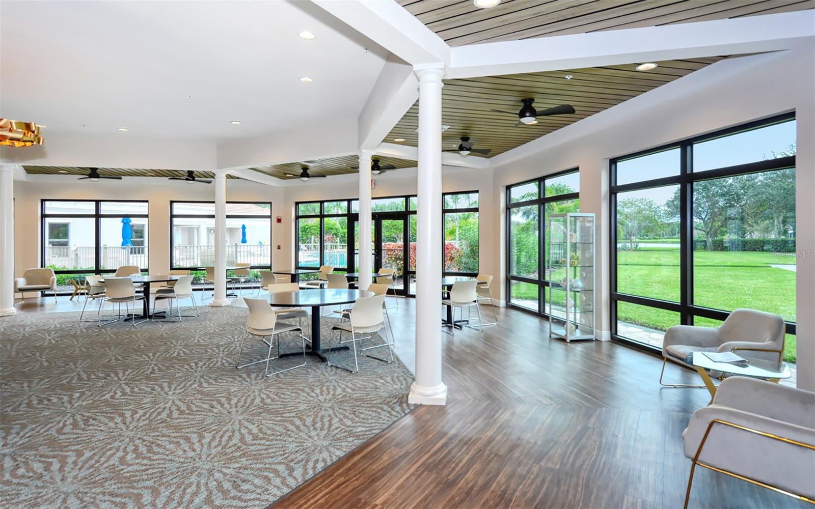 LAKERIDGE FALLS PH 1B - Residential
