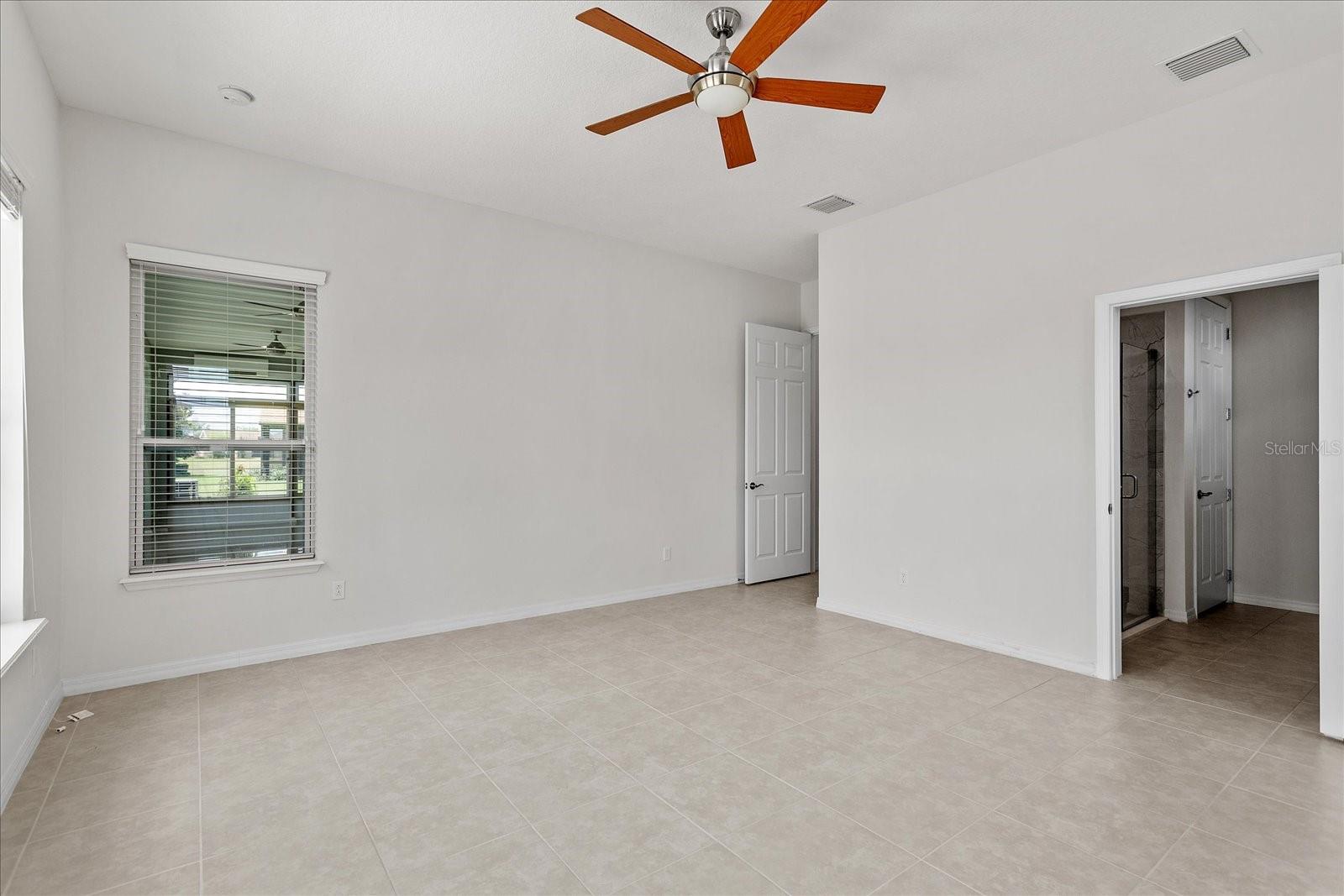 CASCADES OF GROVELAND (TRILOGY) - Residential