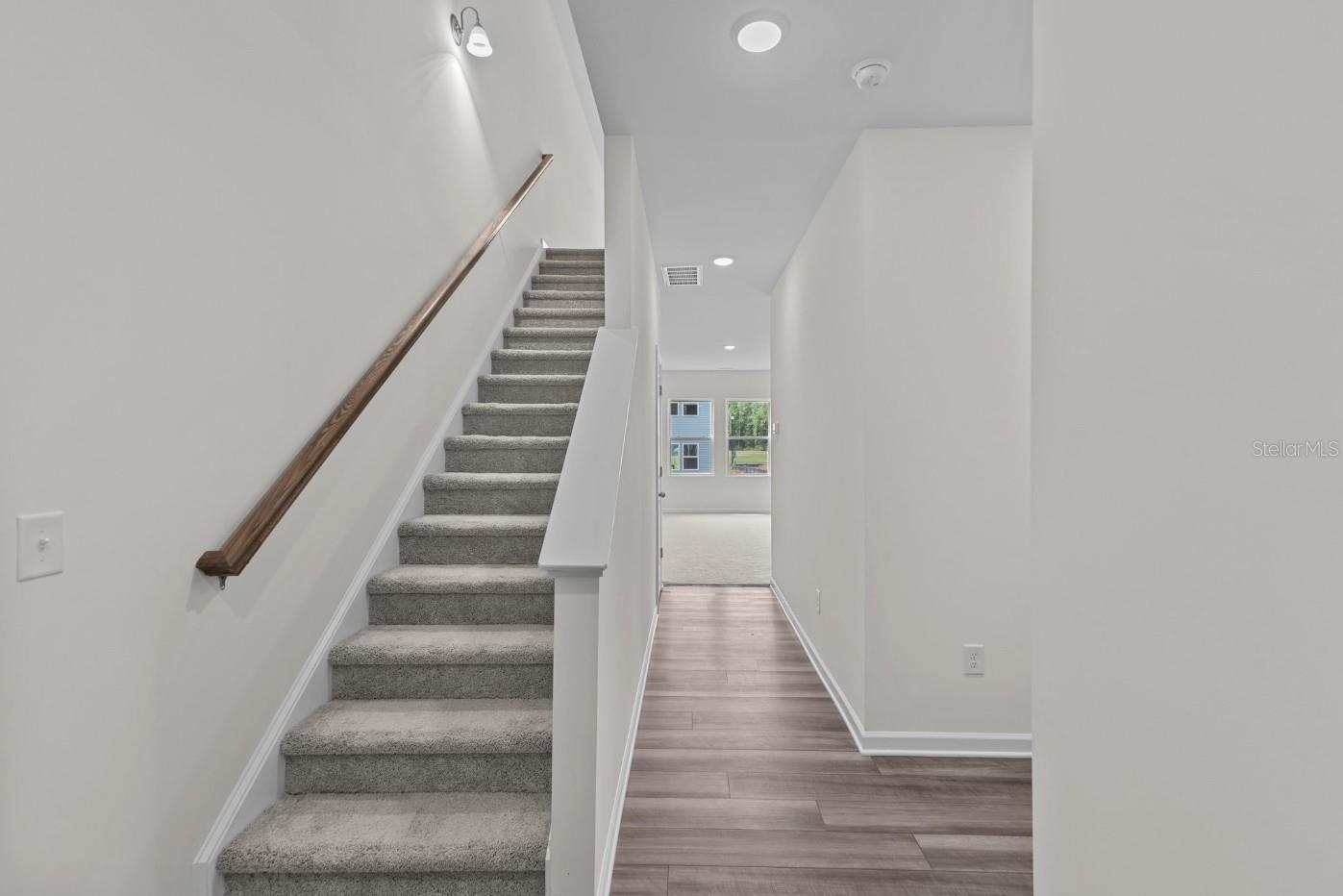 OAKFIELD LAKES - Residential