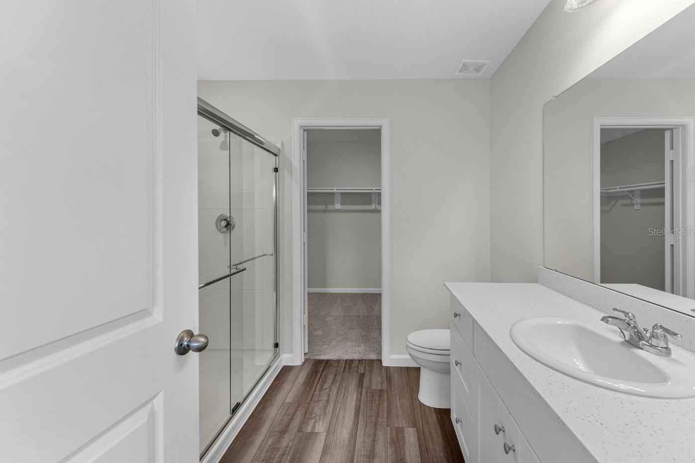 OAKFIELD LAKES - Residential