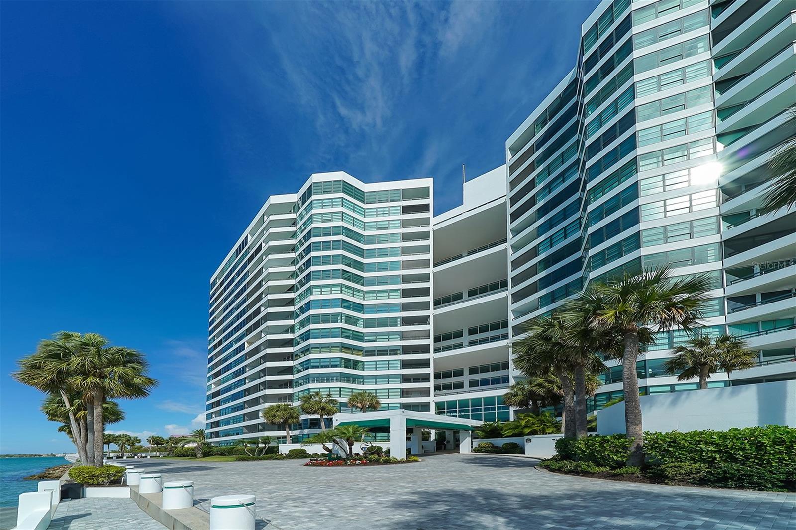 CONDO ON THE BAY TOWER II - Residential
