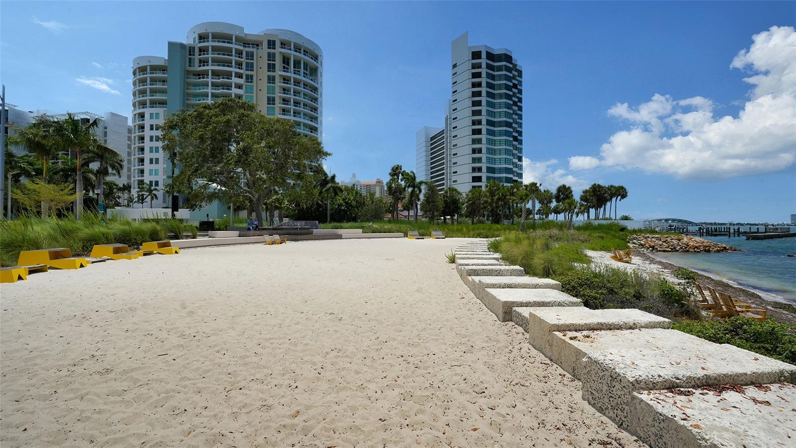 CONDO ON THE BAY TOWER II - Residential