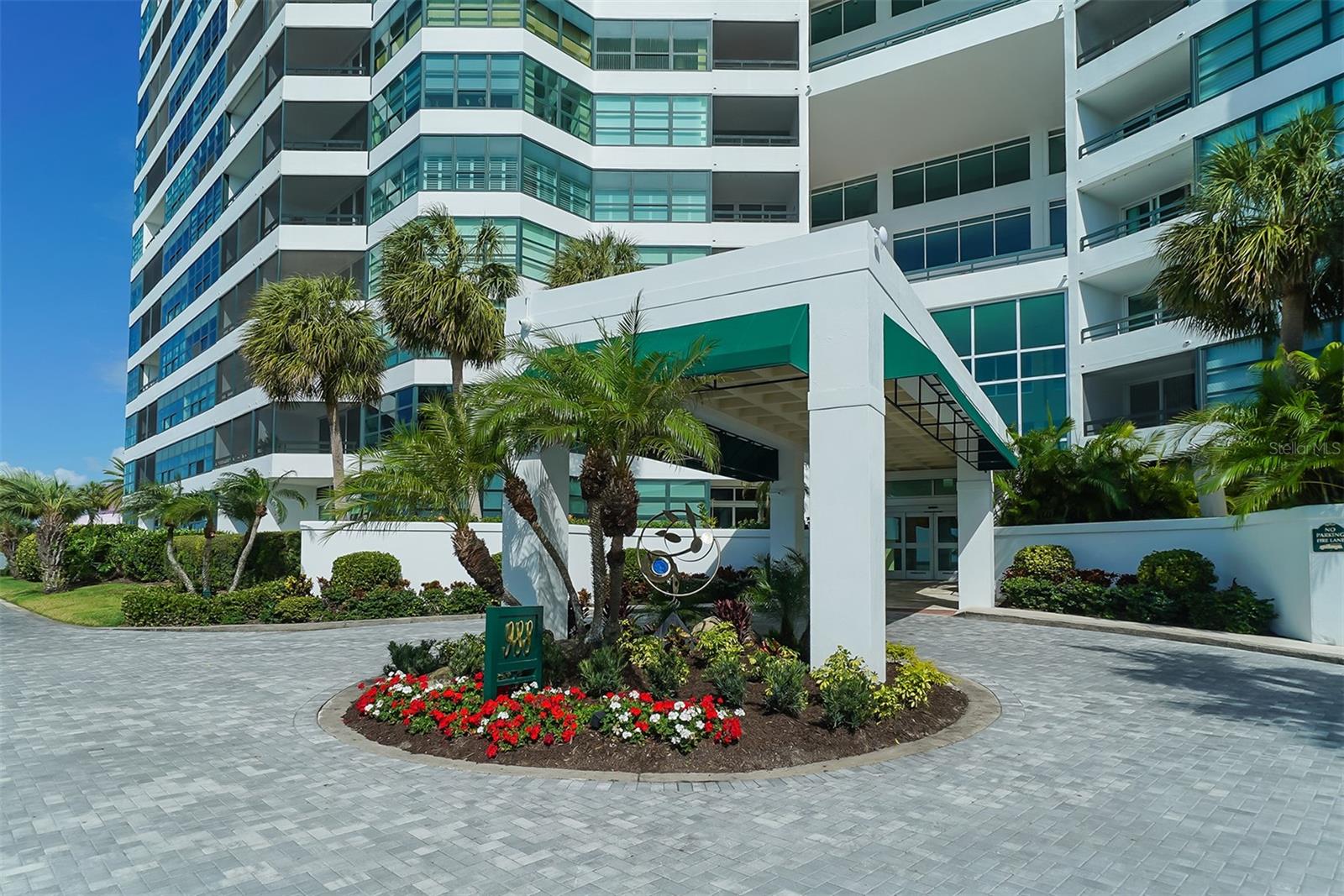 CONDO ON THE BAY TOWER II - Residential