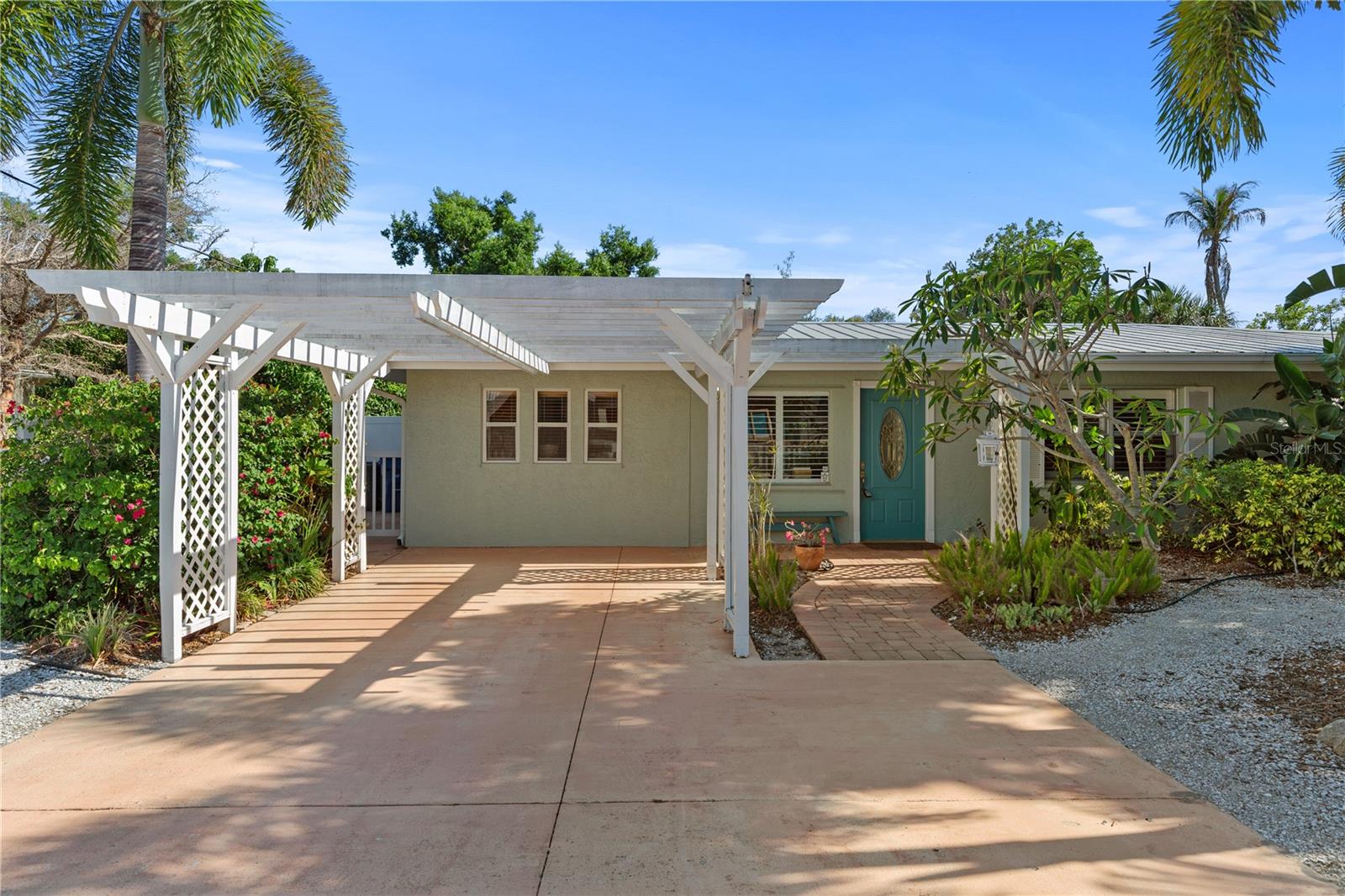 HOLIDAY HARBOR - Residential