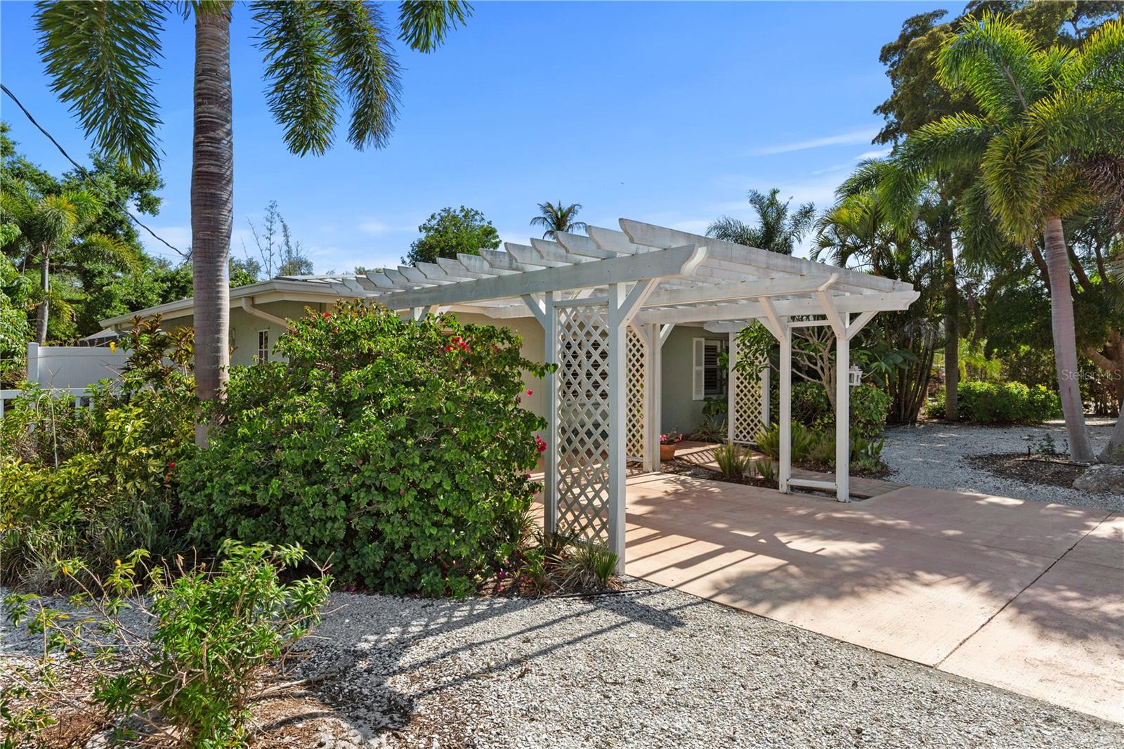 HOLIDAY HARBOR - Residential