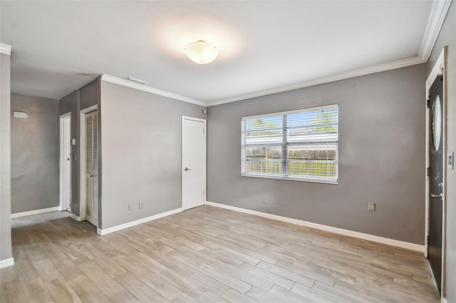 BENJAMINS 5TH ADD - Residential Lease