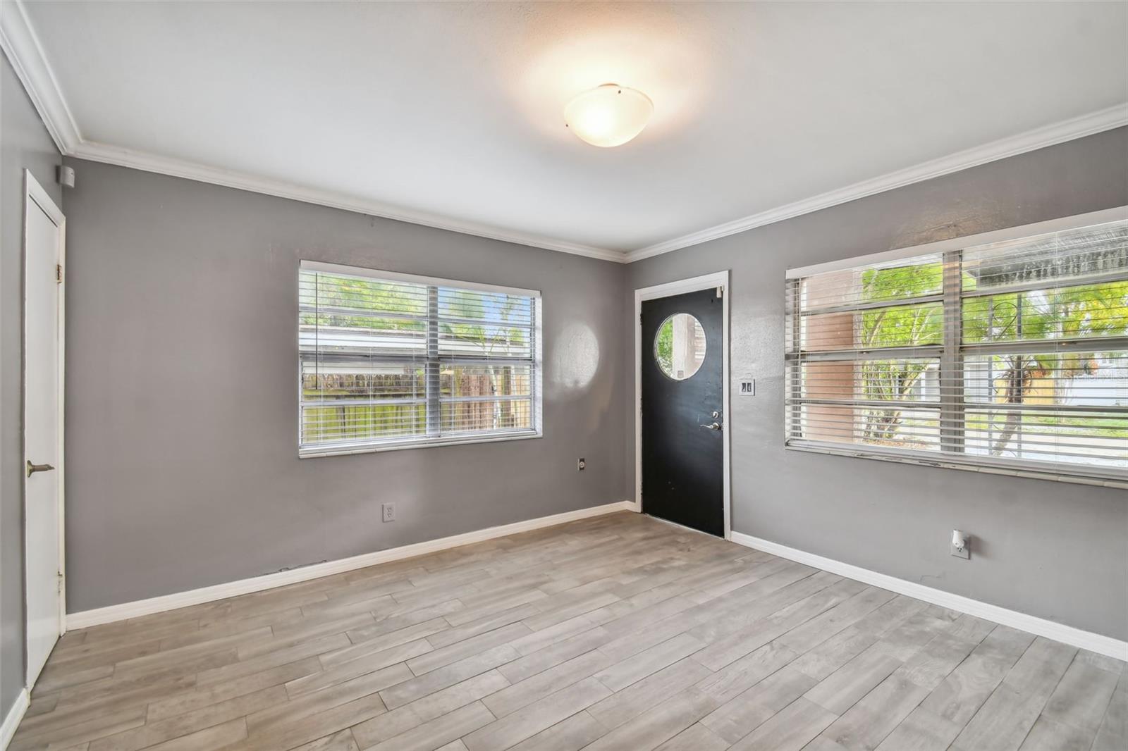BENJAMINS 5TH ADD - Residential Lease